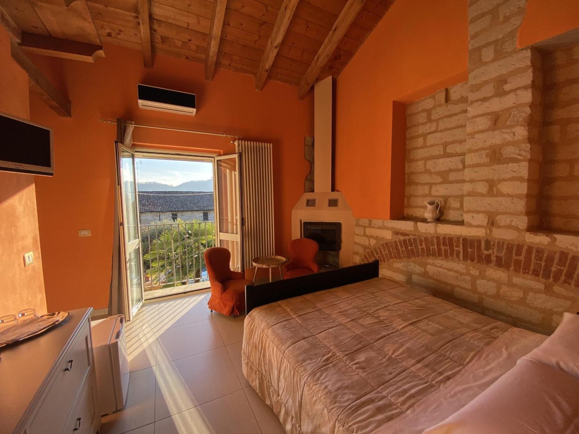 Ca' San Sebastiano Wine Resort & Spa Camino ภายนอก รูปภาพ